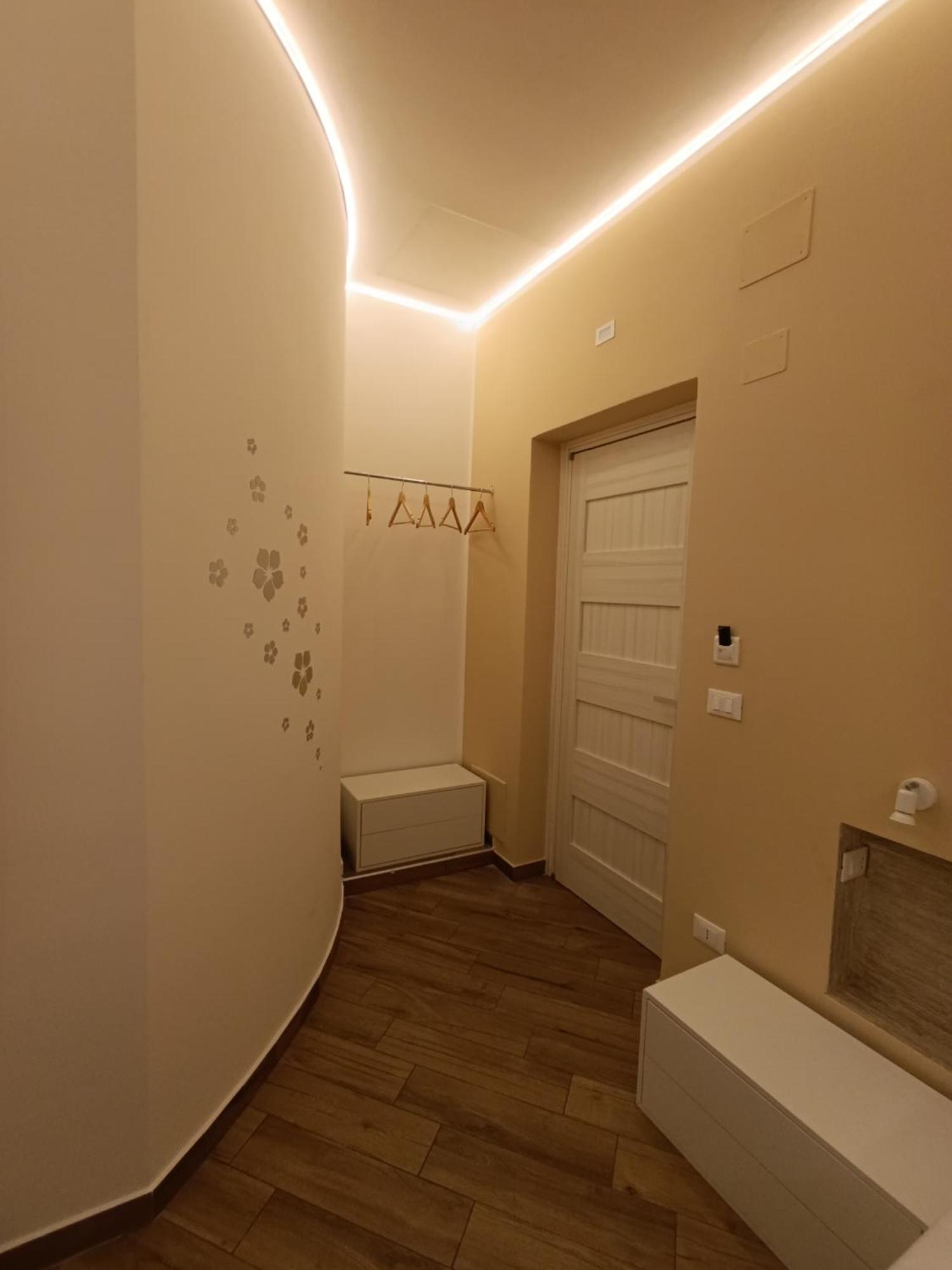 Balarm Central Apartment Палермо Екстериор снимка
